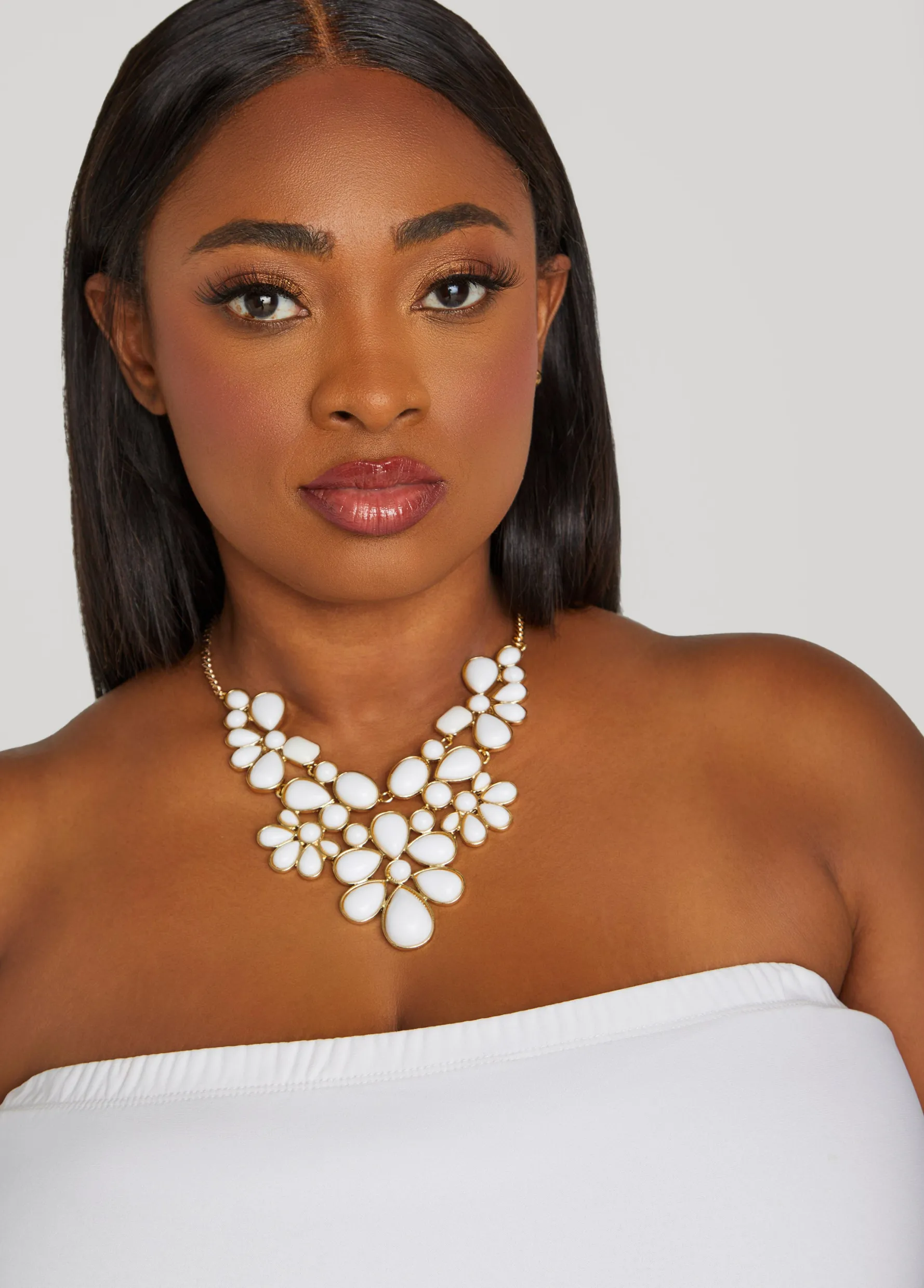 New Ashley Stewart Beaded Floral Necklace Set White