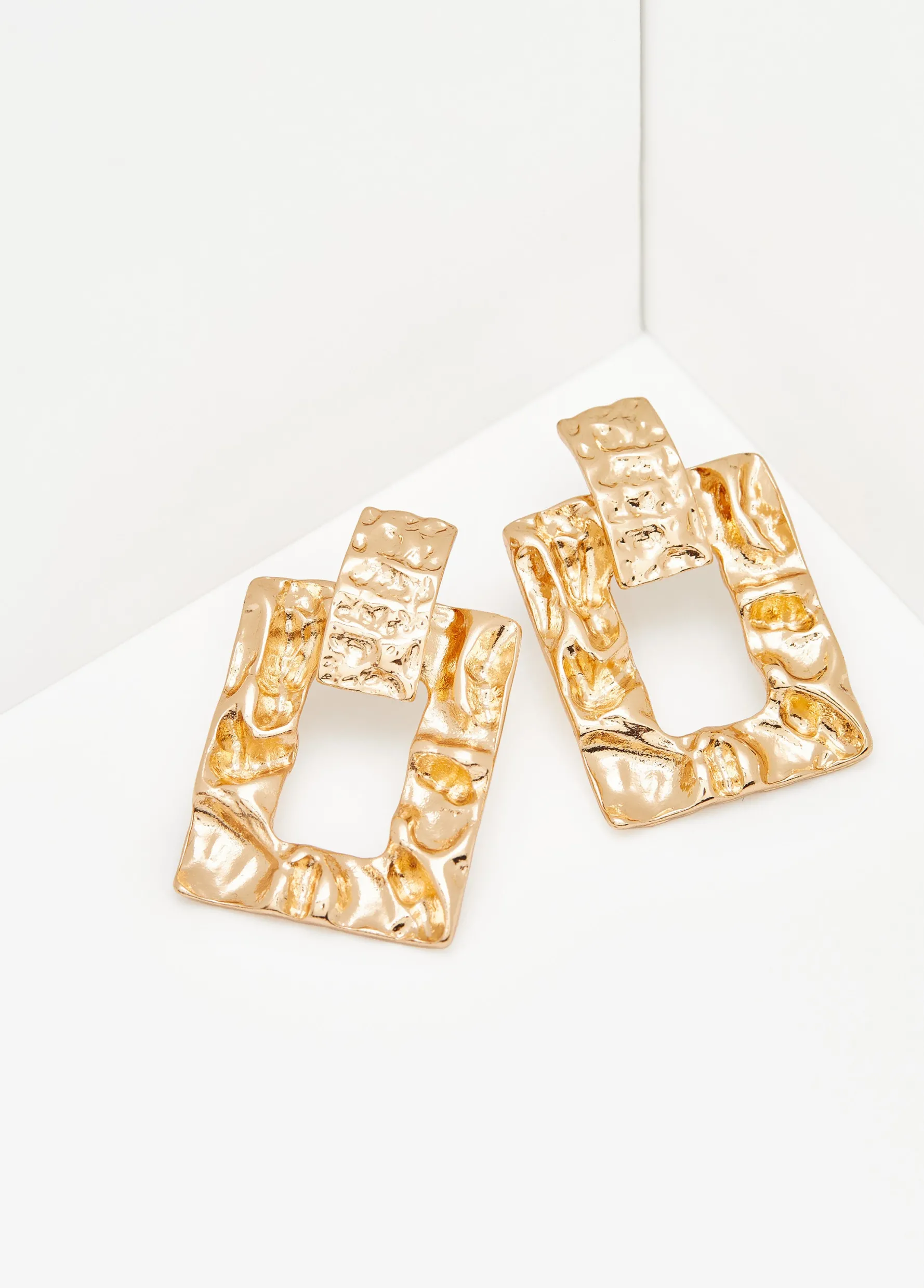 Hot Ashley Stewart Hammered Tone Earrings Gold