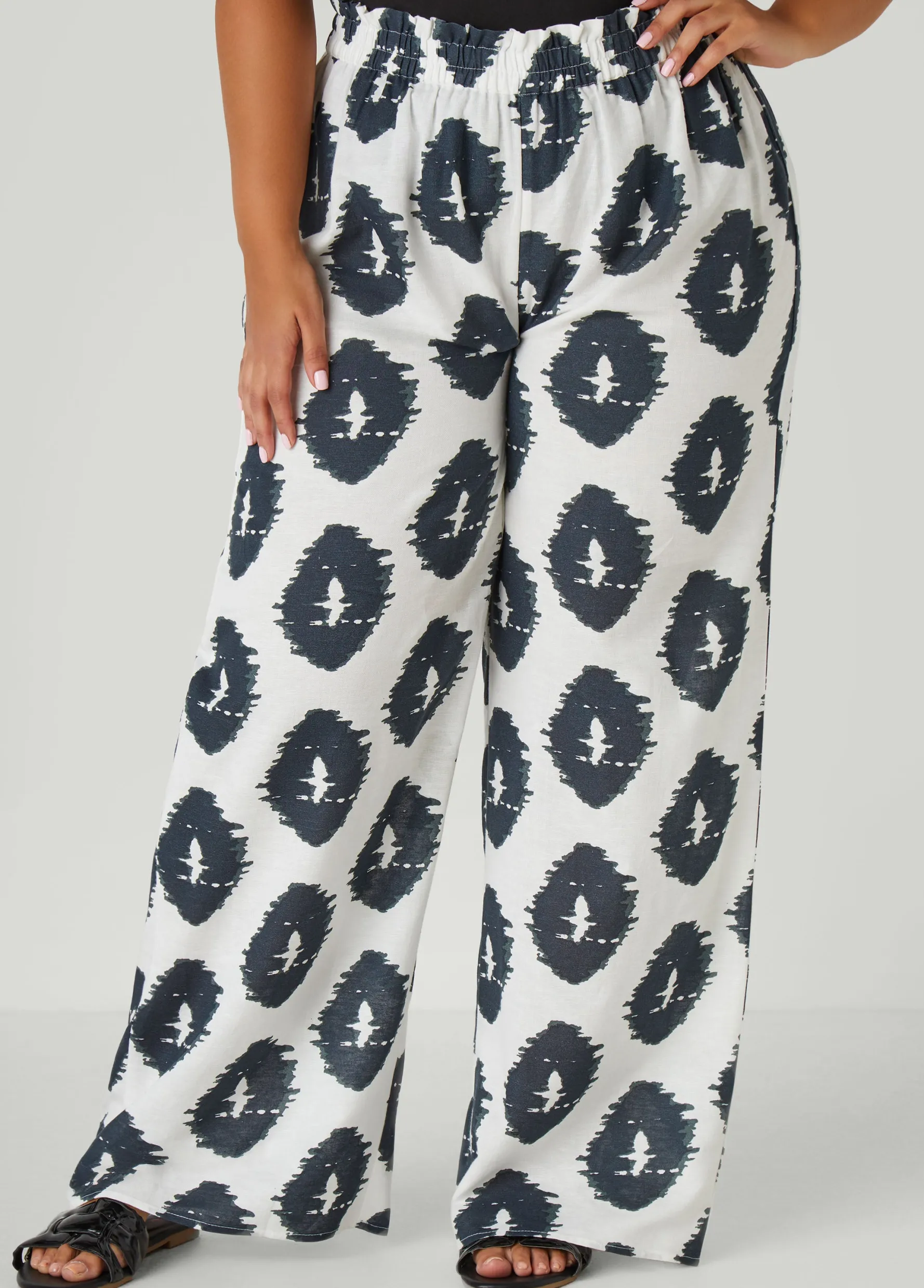 Hot Ashley Stewart Ikat Print Wide Leg Pants White Black