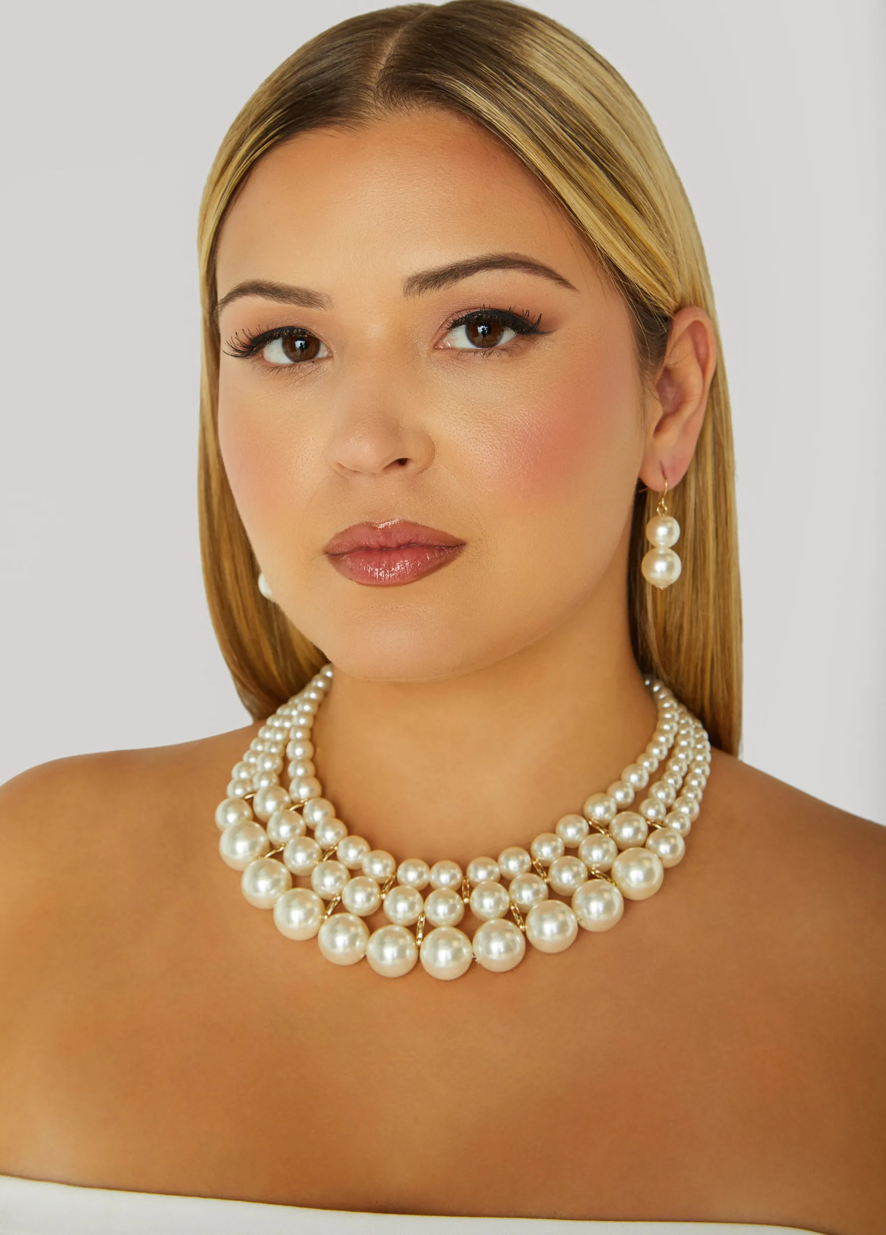 Best Ashley Stewart Layered Faux Necklace Set Pearl