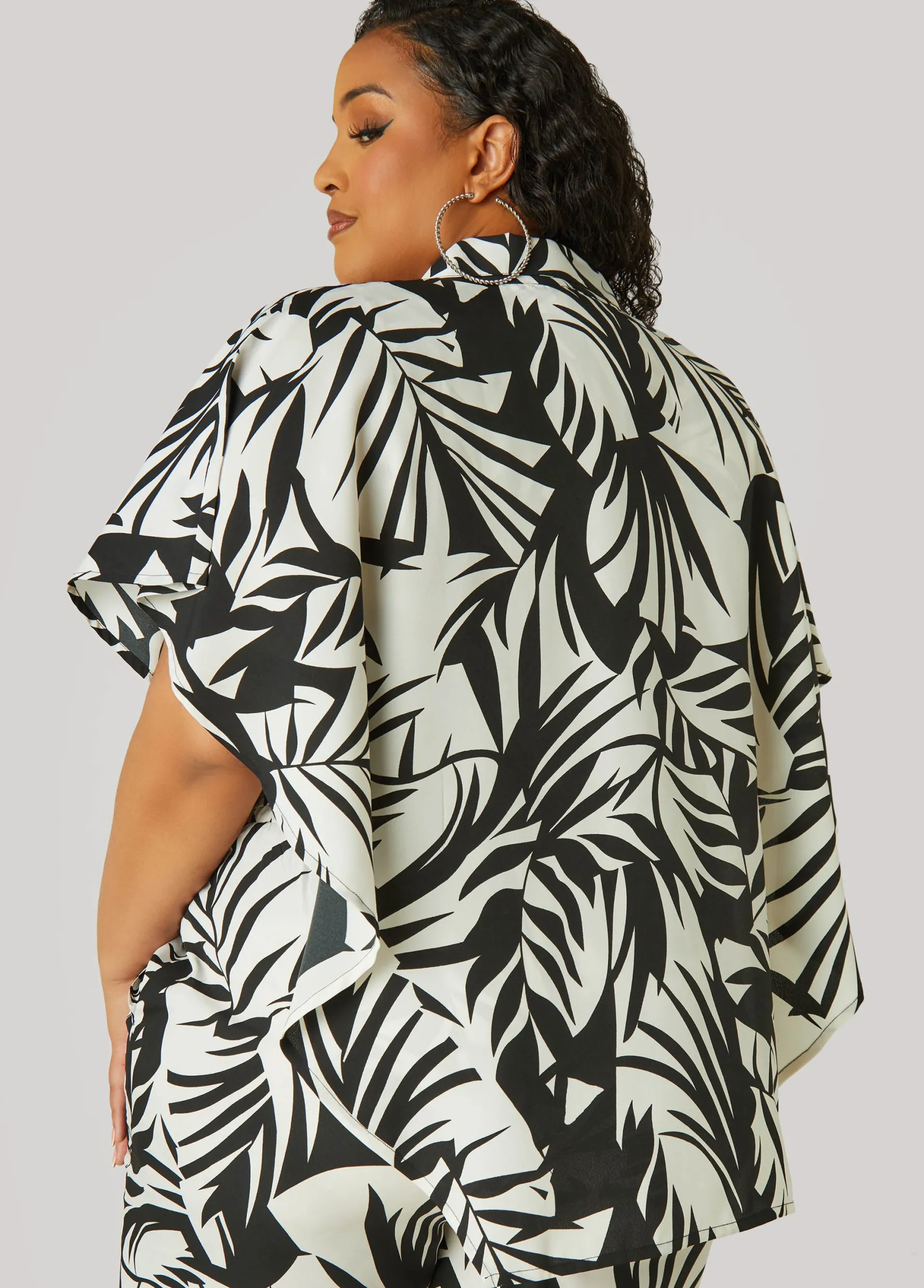 Hot Ashley Stewart Layered Leaf Print Shirt Black White