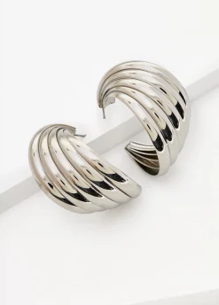 Fashion Ashley Stewart Ribbed Tone Hoop Earrings Silver