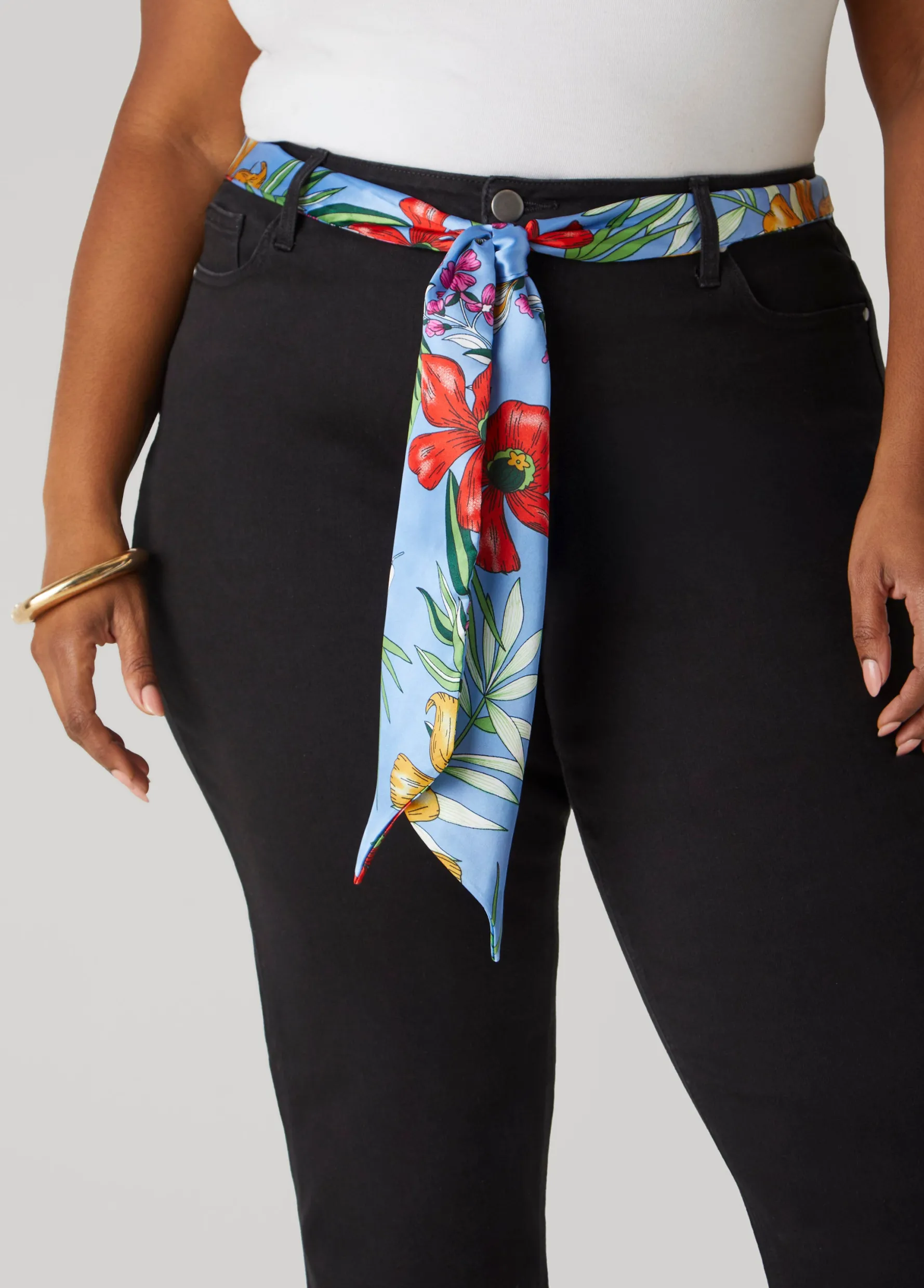 Clearance Ashley Stewart Scarf Belt Denim Capris