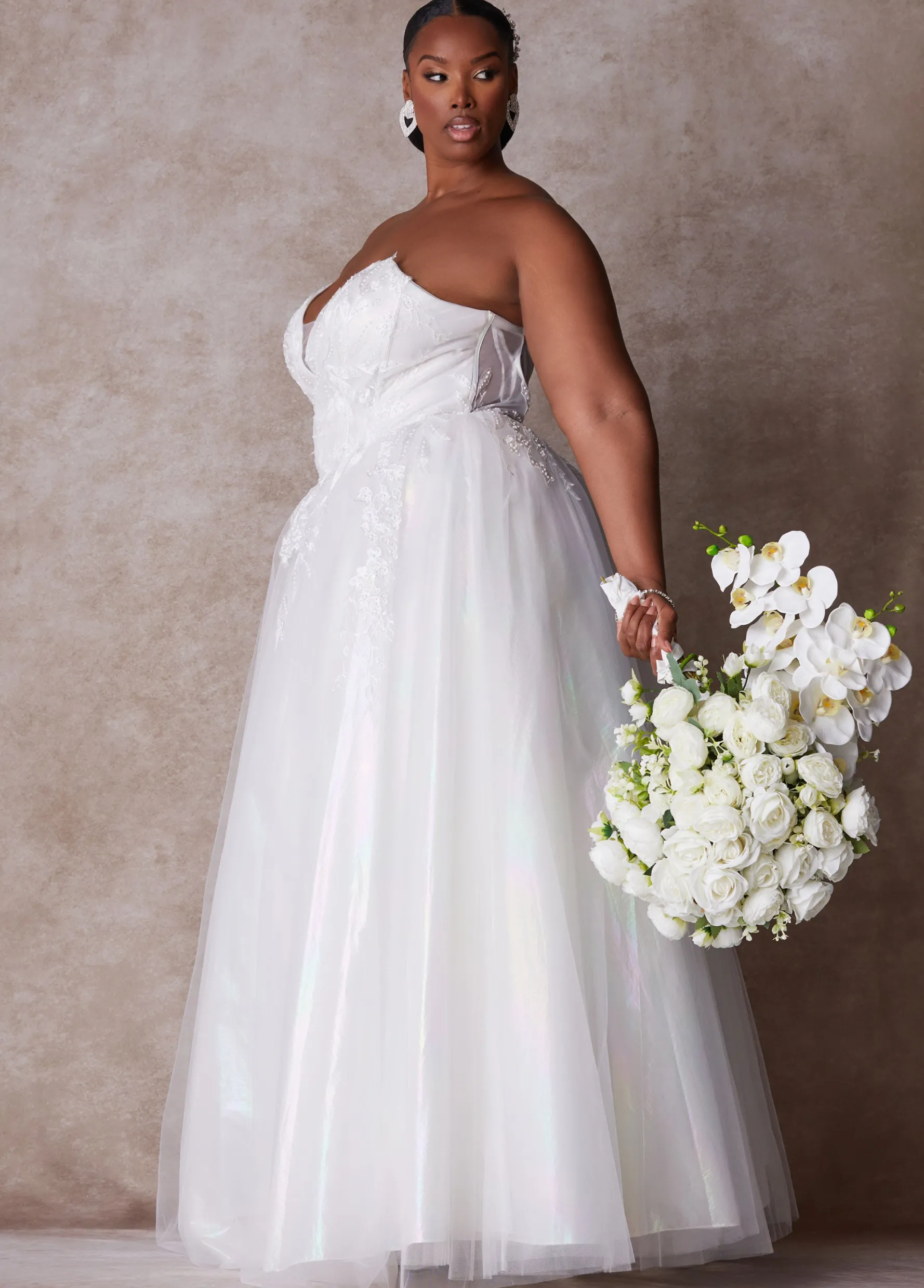 Discount Ashley Stewart The Aurora Princess Wedding Gown Egret