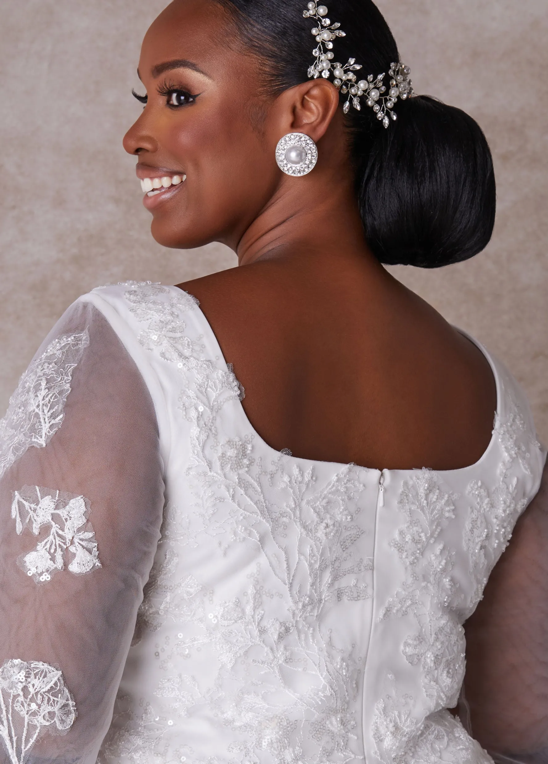 Discount Ashley Stewart The Stella Princess Wedding Gown Egret
